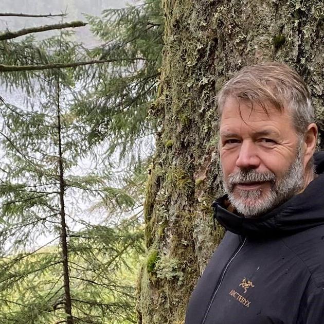 Resist urge to 'tickle' the snowpack as slide risk increases, avalanche survivor says